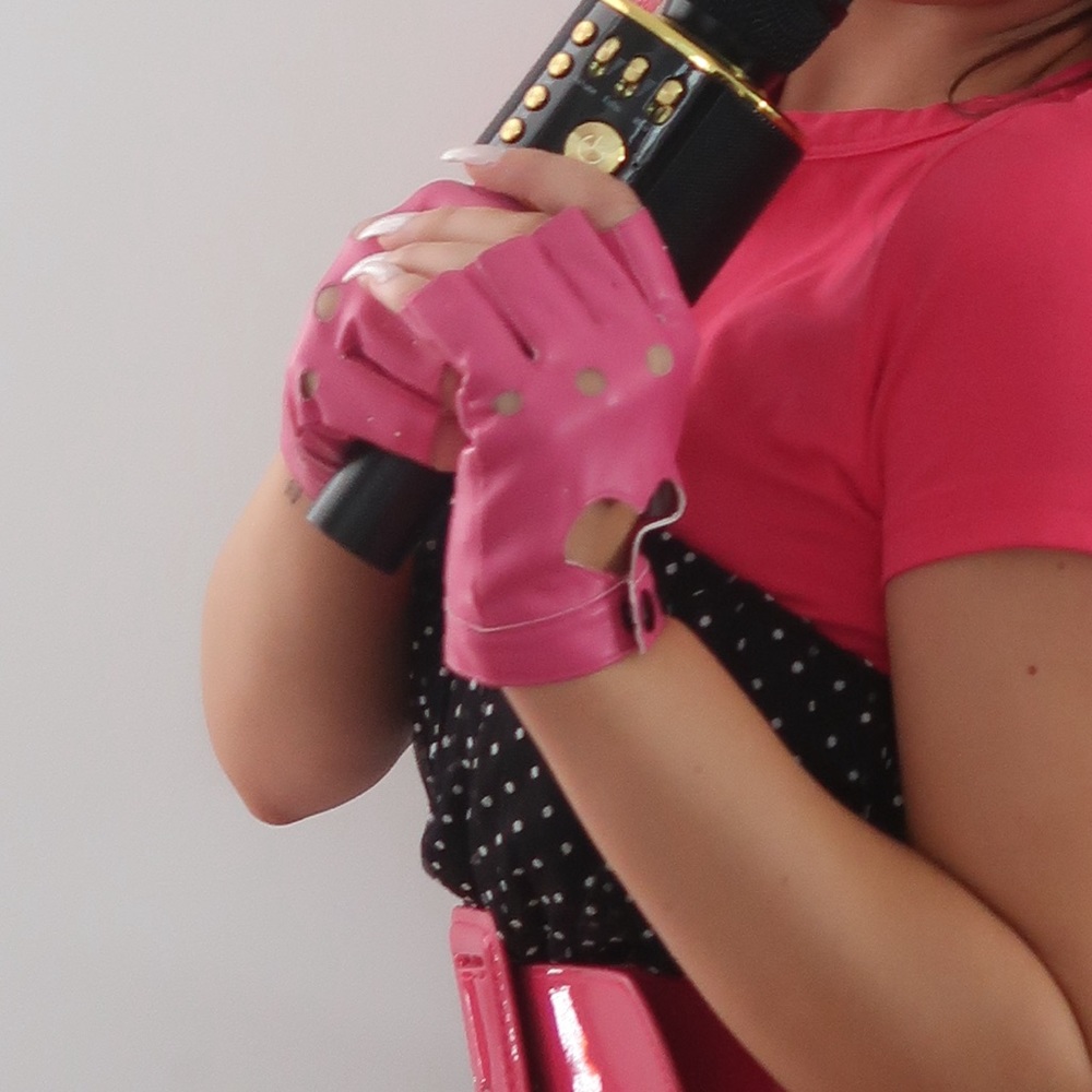 pink half finger glove